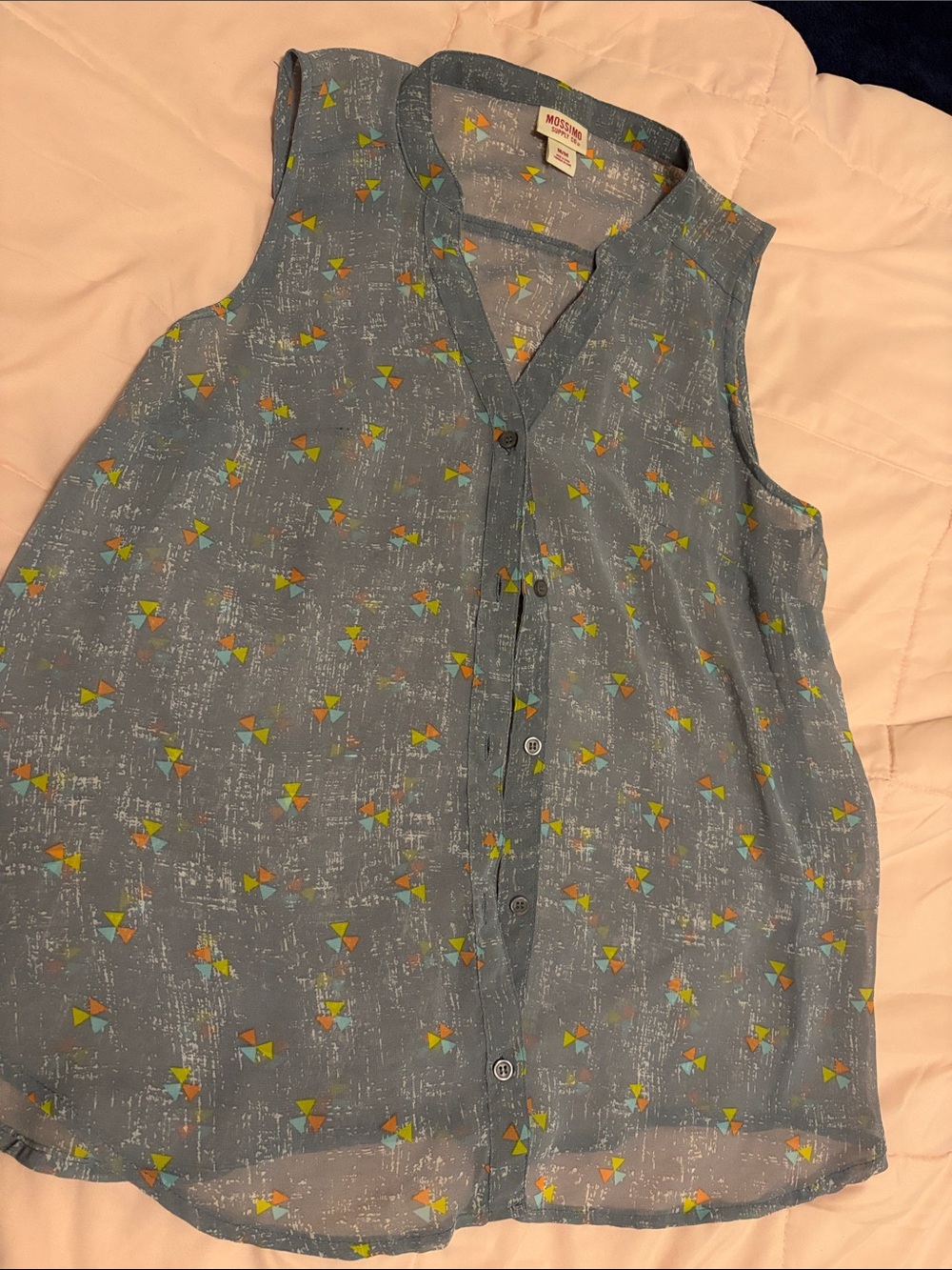 Mossimo Supply Co. Blue Geometric Print Sleeveless Button Front Top